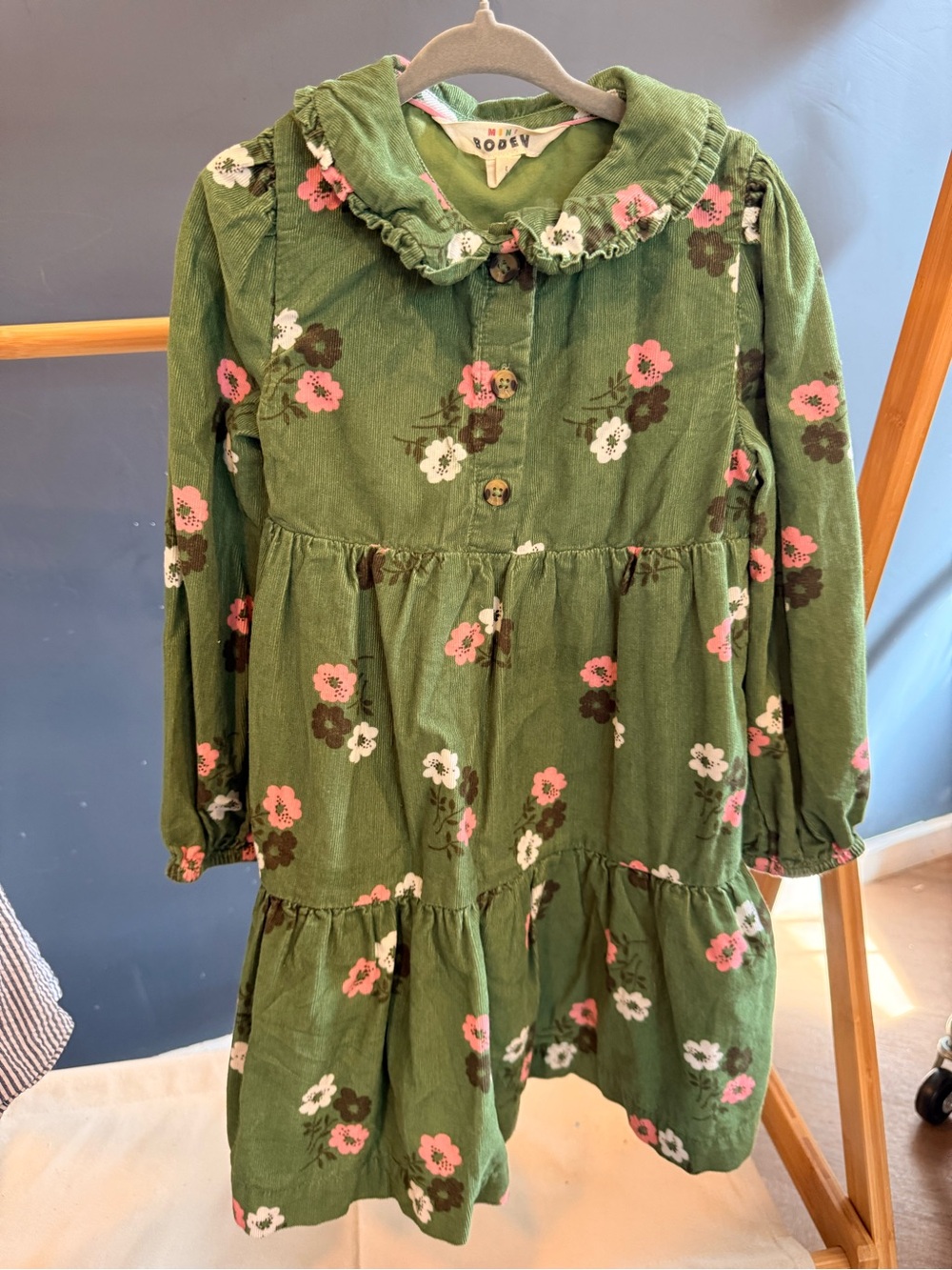 Mini Boden Girls' Green Corduroy Floral Ruffle Collar Dress - 4-5y